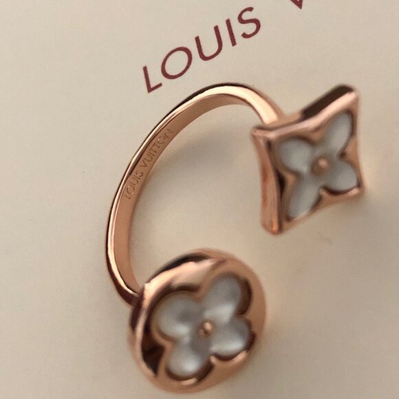 Louis Vuitton Ring - Picture 3 of 4